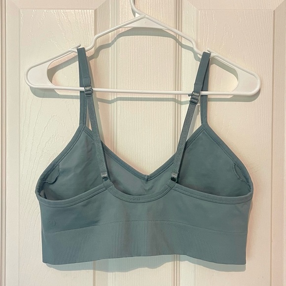 Lululemon athletics Sage Green Sports Bra with Clasp Straps - Picture 2 of 5